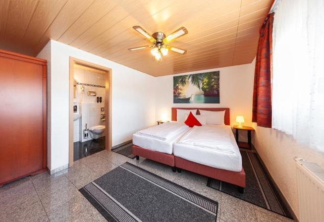 Hotel Avalon Landstuhl Extérieur photo