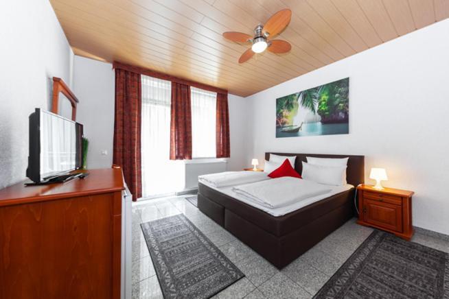 Hotel Avalon Landstuhl Extérieur photo